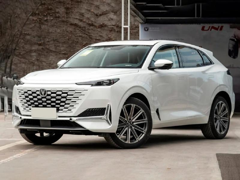 Авторынок РФ: Changan, Ambertruck и VGV устроили…
