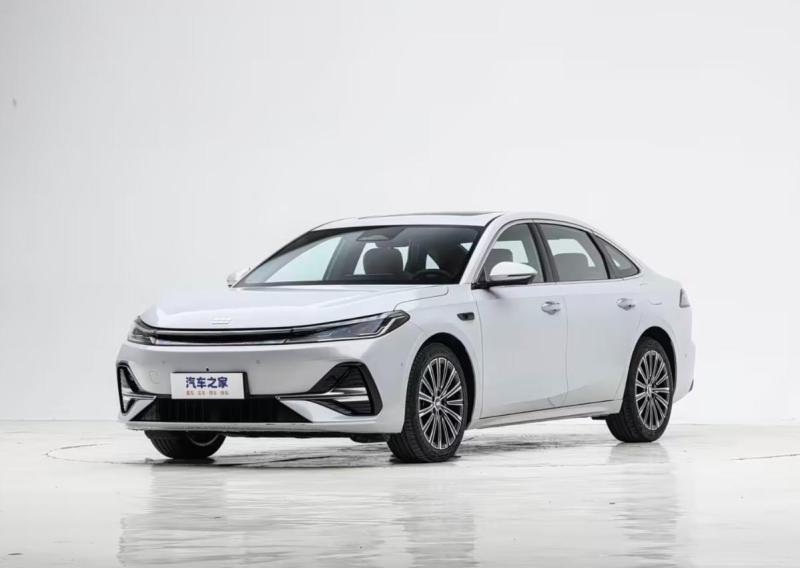 Седан Geely Galaxy A7 получил масштабное…