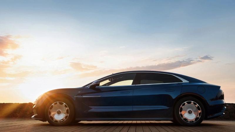 BYD Yangwang U7 за 7,1 млн рублей - роскошь,…