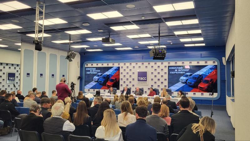ГАЗель E-NN – дважды победитель «Автомобиль года»…