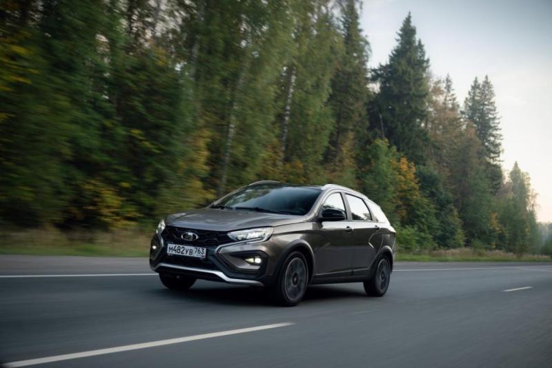 «АвтоВАЗ» дал ответ, когда ждать Lada Vesta с…
