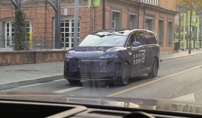 Новый энергогигант: Zhijie V9 оснащен батареей…