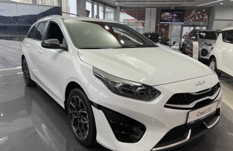 Замыкает топ-5 Kia Ceed за 3,38 млн рублей. Этот…