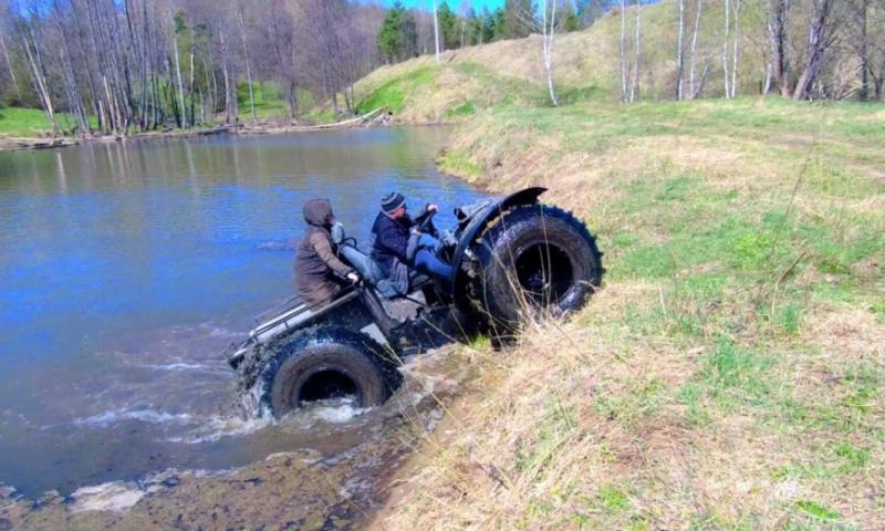 Первые каракаты появились там, где много болот,…