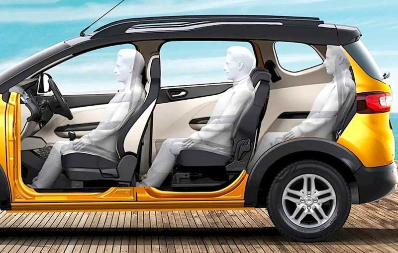Nissan выпустит дешевый 7-местный компактвэн на…