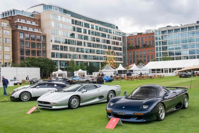 Выставленный на торги Jaguar XJR-15