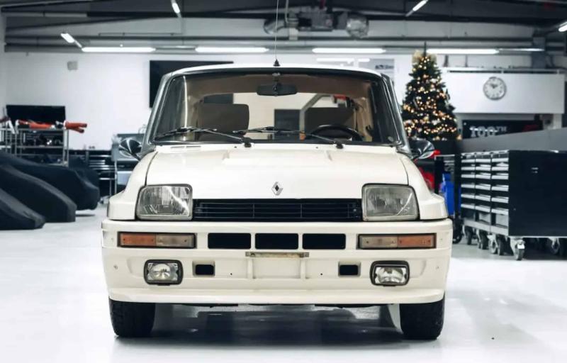 Культовый раллийный автомобиль из 80-х продадут…