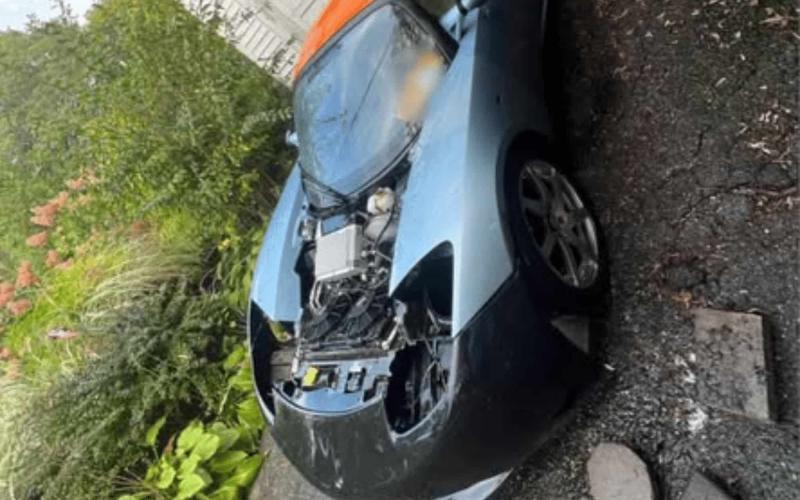 Tesla Roadster 2011 года выпуска, выставленный на…