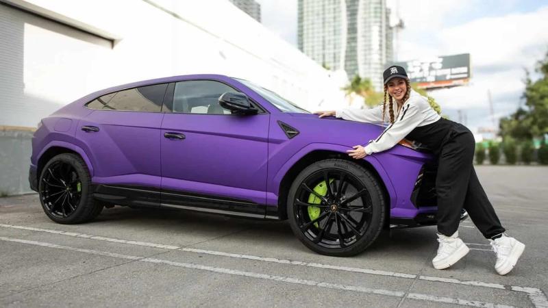Выигравший Lamborghini Urus фанат Шакиры…