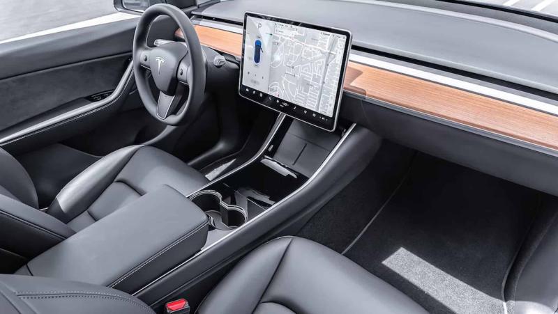 Интерьер Tesla Model Y