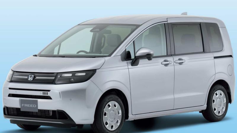 Автомобиль года в Японии получил…