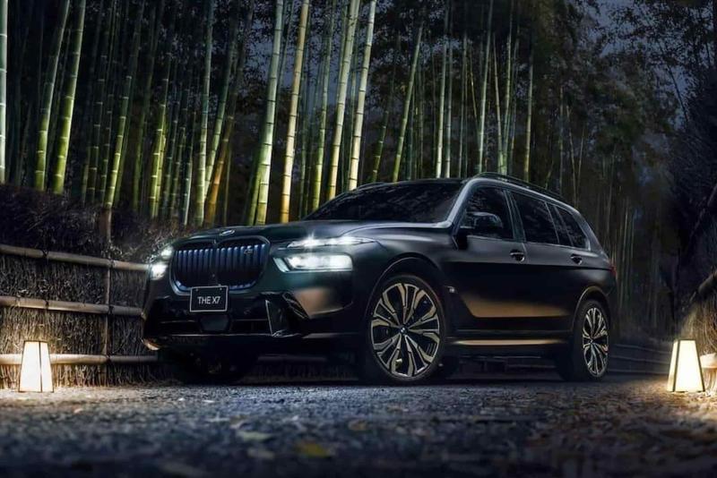 В Японии начали продавать самый «нарядный» BMW X7