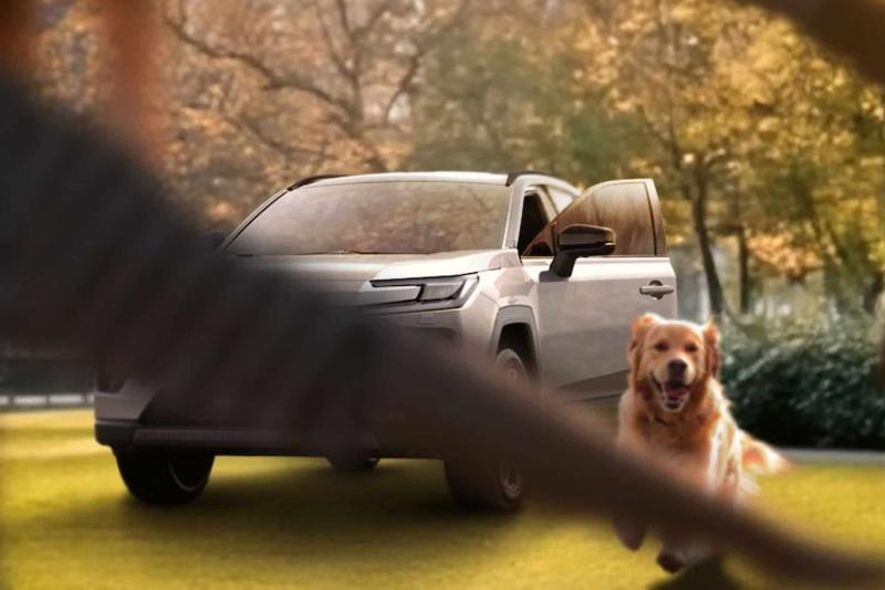 Toyota слила в интернет новые тизеры нового…
