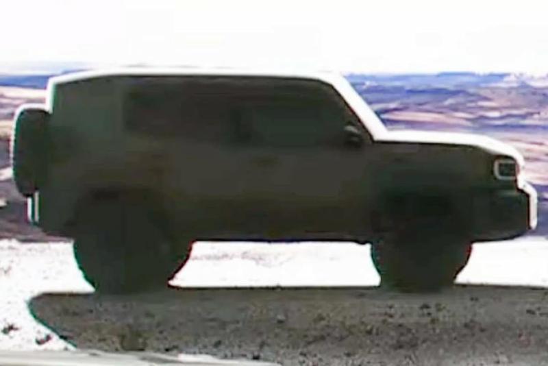 Официальный тизер нового Toyota Land Cruiser FJ