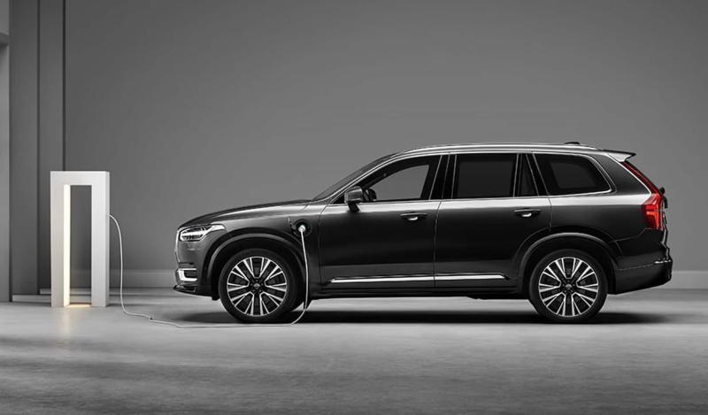 Популярный кроссовер Volvo XC90 превратился в…