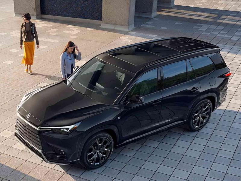 Lexus TX