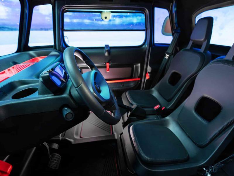 Интерьер Citroen Ami 2025