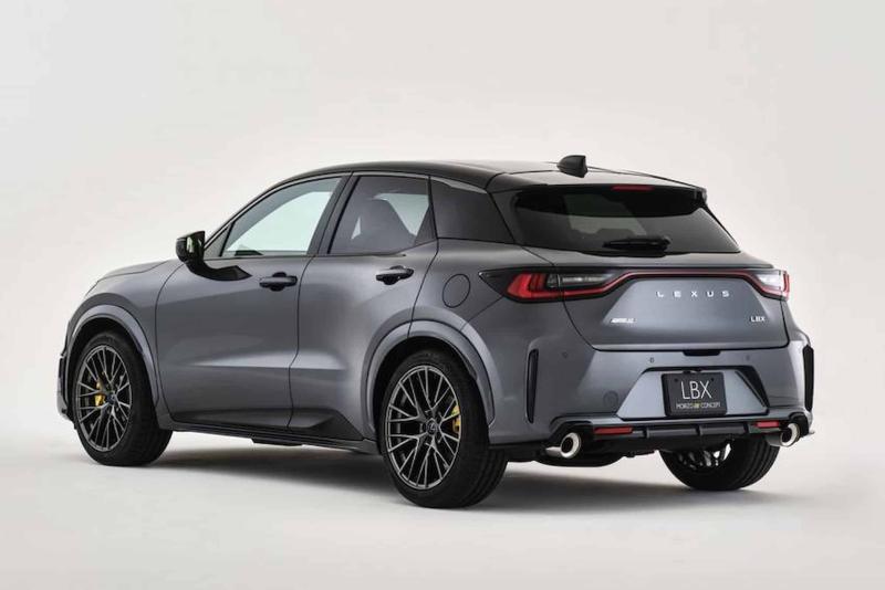 Самой яркой особенностью кроссоверов Lexus LBX…