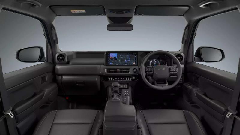 Интерьер Toyota Land Cruiser Fj