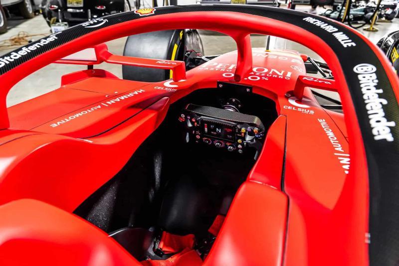 Реплика болида Ferrari SF-24