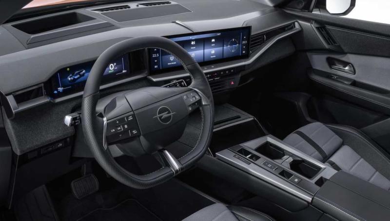 Интерьер Opel Grandland 2 поколения