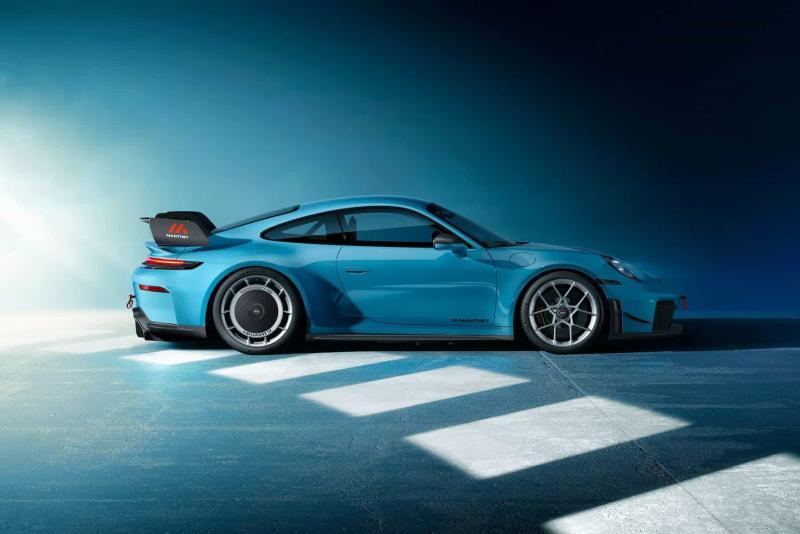 Porsche 911 GT3 в обвесе Mahthey Racing