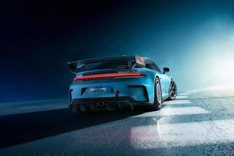 Porsche 911 GT3 в обвесе Mahthey Racing