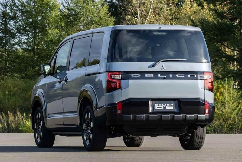 Обновленная Mitsubishi Delica D:5