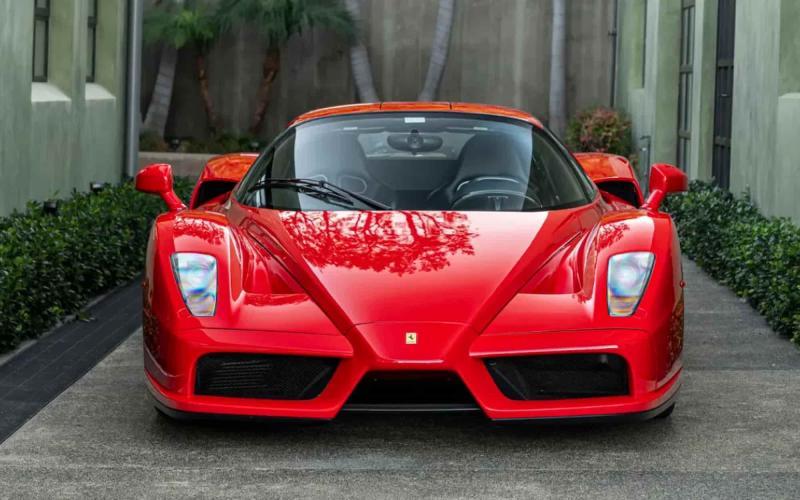 Один из самых хорошо сохранившихся Ferrari Enzo в…