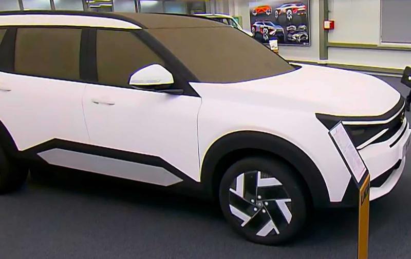 Макет нового минивэна Lada B-Van