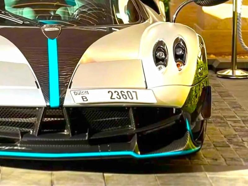 В Дубае сфотографировали уникальный Pagani Huayra…