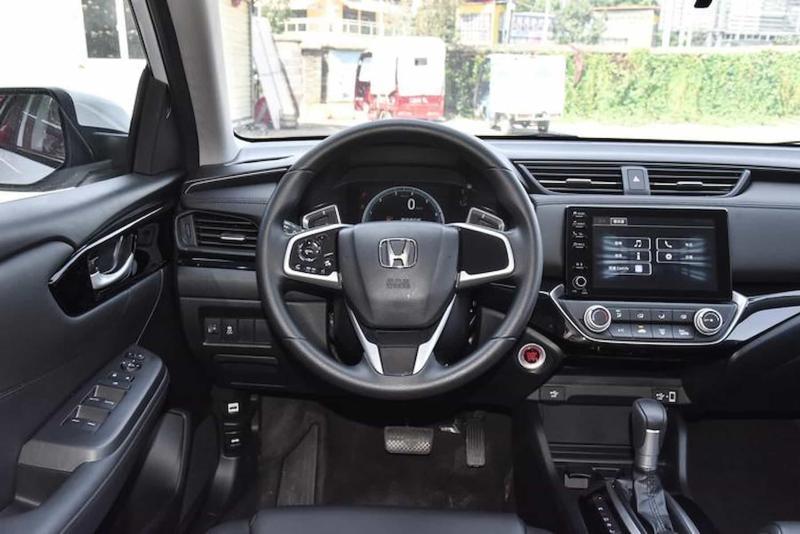 В Россию Honda Crider ввозят из «Поднебесной»,…