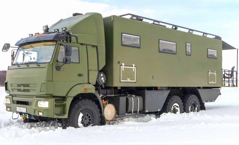 Квартира с балконом в кузове «КАМАЗа» –…