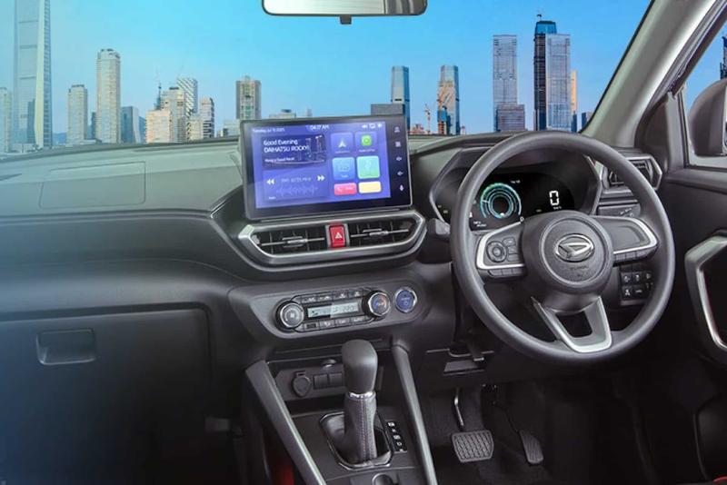 Интерьер Toyota Rocky 2025
