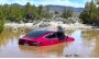 Открыть статью Автопилот Tesla утопил машину в луже на дороге – водитель подает на…
