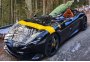 Открыть статью Фото дня: владелец Ferrari за 160 млн рублей везет рождественскую…