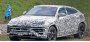 Открыть статью Гибридный кроссовер Lamborghini Urus 2024 года под камуфляжем…
