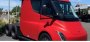 Красный электрический грузовик Tesla Semi заметили в Калифорнии