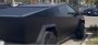Электрический Tesla Cybertruck появился с эффектным, матово-черным…