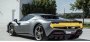 Открыть статью Ferrari запатентовала сдвижную кабину для удобного положение водителя