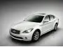 Фирма Infiniti сказала «да» своему первому гибриду