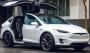 Открыть статью Владелец Tesla Model X выяснил, сколько проезжает его машина, когда…