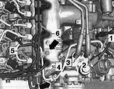 Снять зубчатый ремень с зубчатых шкивов…