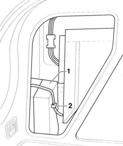 2. Раскройте хомут –2–.