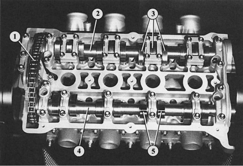 Гбц ауди а4 1.8. Головка блока Ауди а4. ГБЦ Ауди а4 б6 1.8т. Двигатель Ауди а 4 с головками. ГБЦ Ауди 2,6.