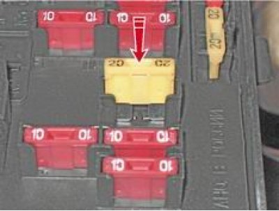 Предохранитель генератора ваз. Предохранитель генератора 2107. Предохранители реле генератора ВАЗ 2107. Предохранитель генератора ВАЗ 2107. Предохранитель генератора ВАЗ 2107 инженер.