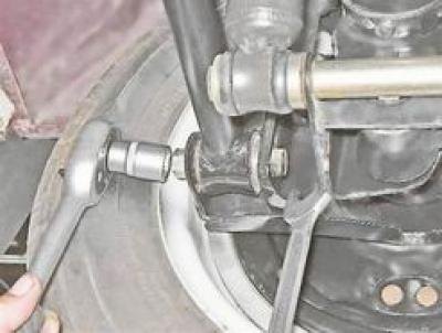 Застучало, загрохотало? Пора ремонтировать подвеску... На все выполненные работа