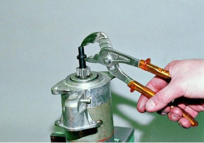 Сборку стартера проводим в обратной…