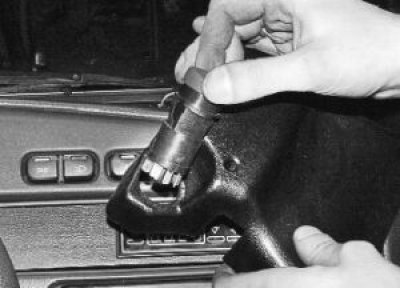 5. Установите выключатель аварийной сигнализации…
