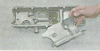 3. Снимаем корпус.